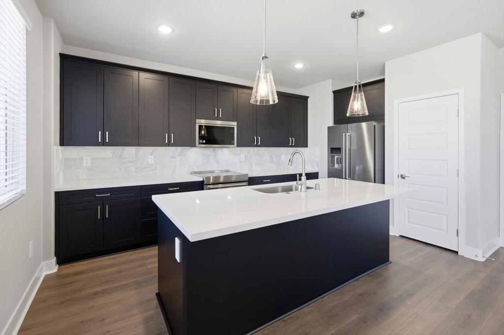 36168 Cameron Place