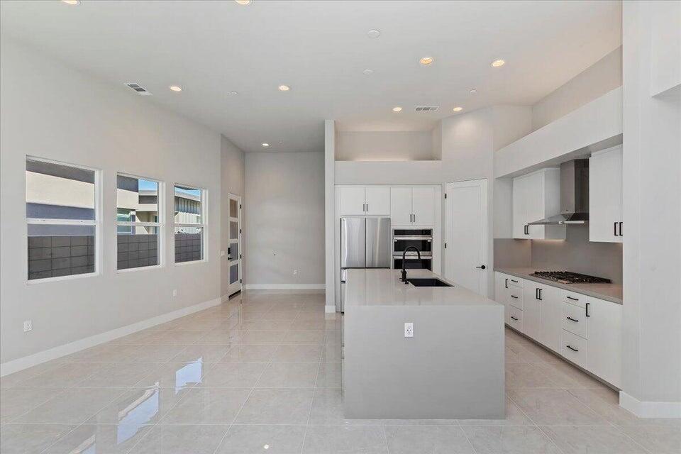 41855 Volare Court