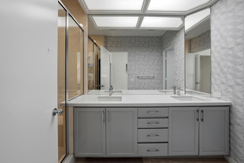 469 White Horse Trail