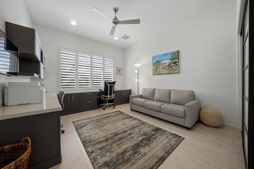 469 White Horse Trail