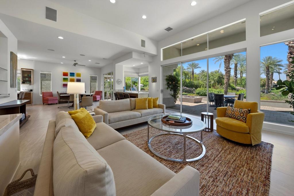 469 White Horse Trail