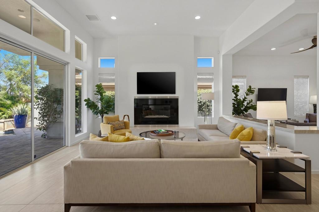 469 White Horse Trail