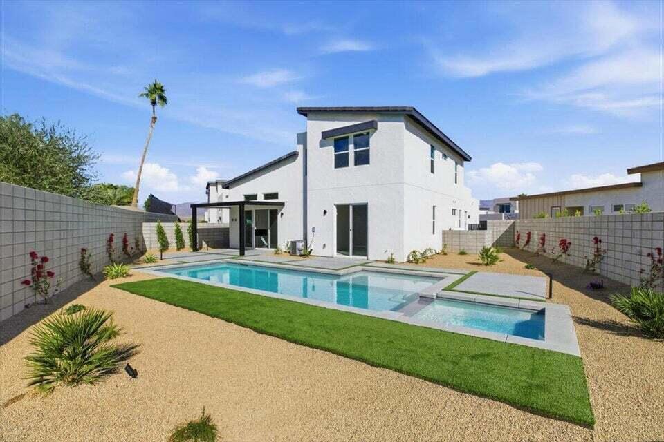 41879 Volare Court