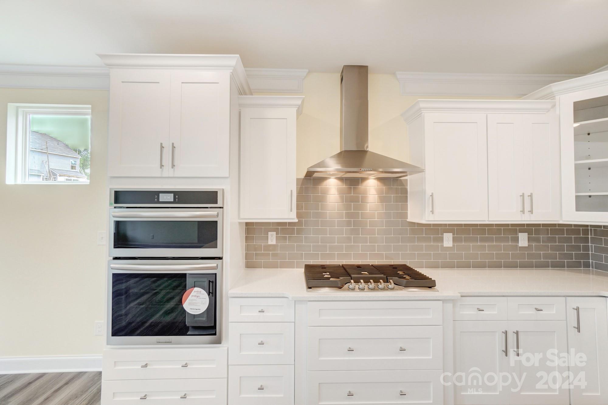 138 Summerhill Drive Unit: 14