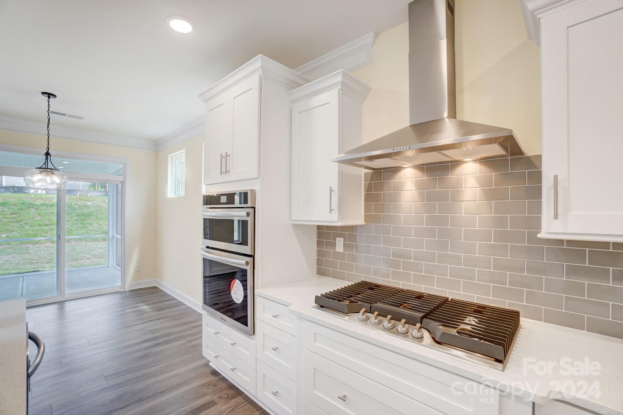 138 Summerhill Drive Unit: 14