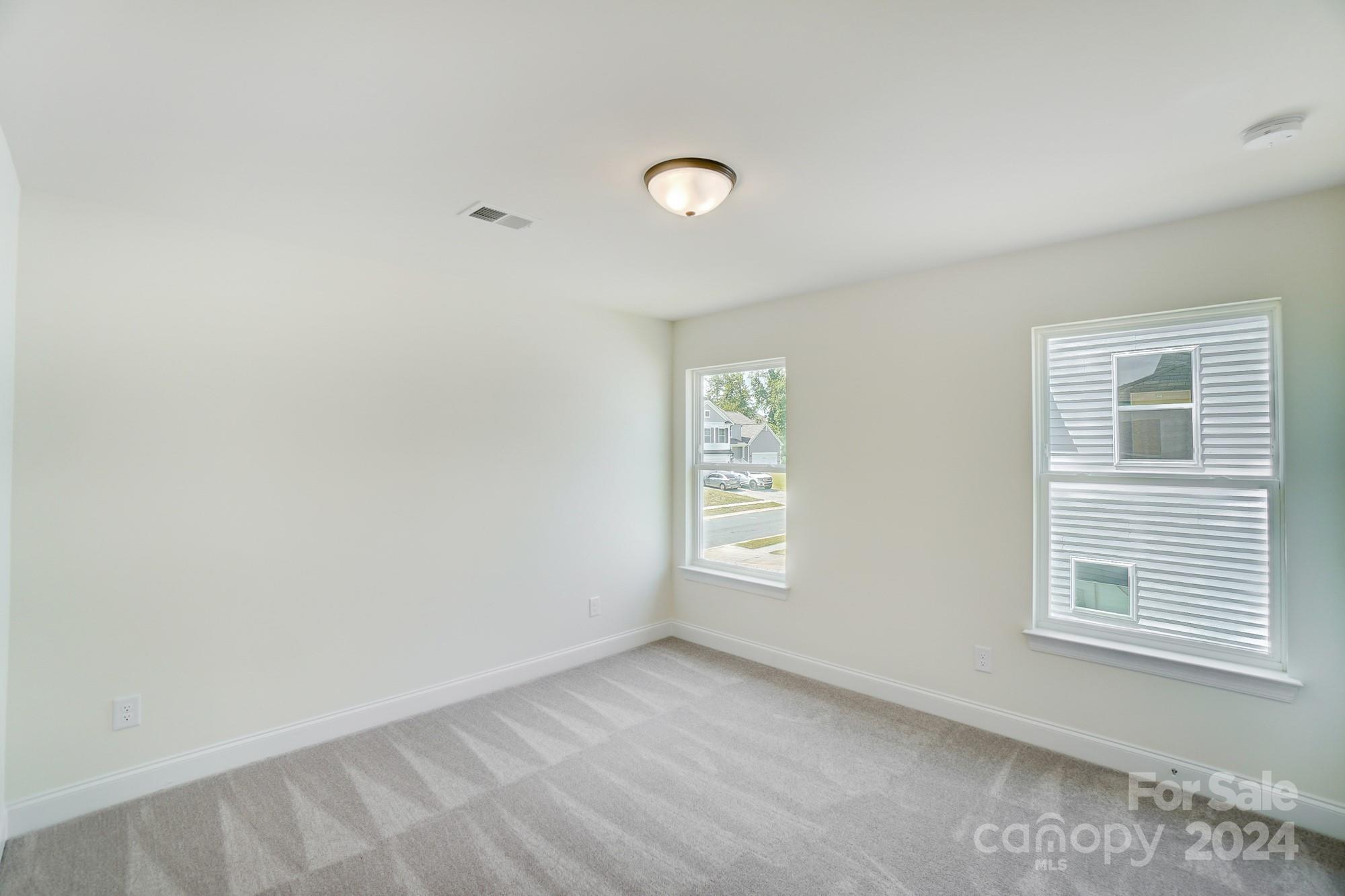 138 Summerhill Drive Unit: 14
