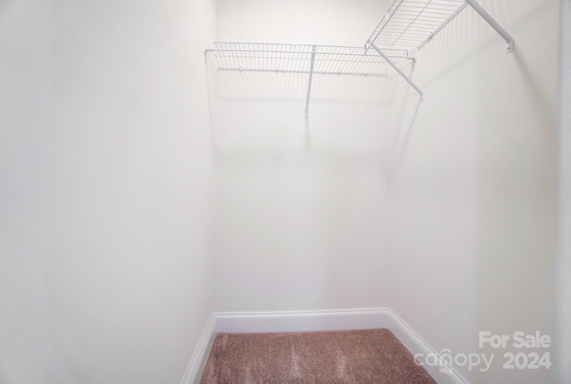 138 Summerhill Drive Unit: 14
