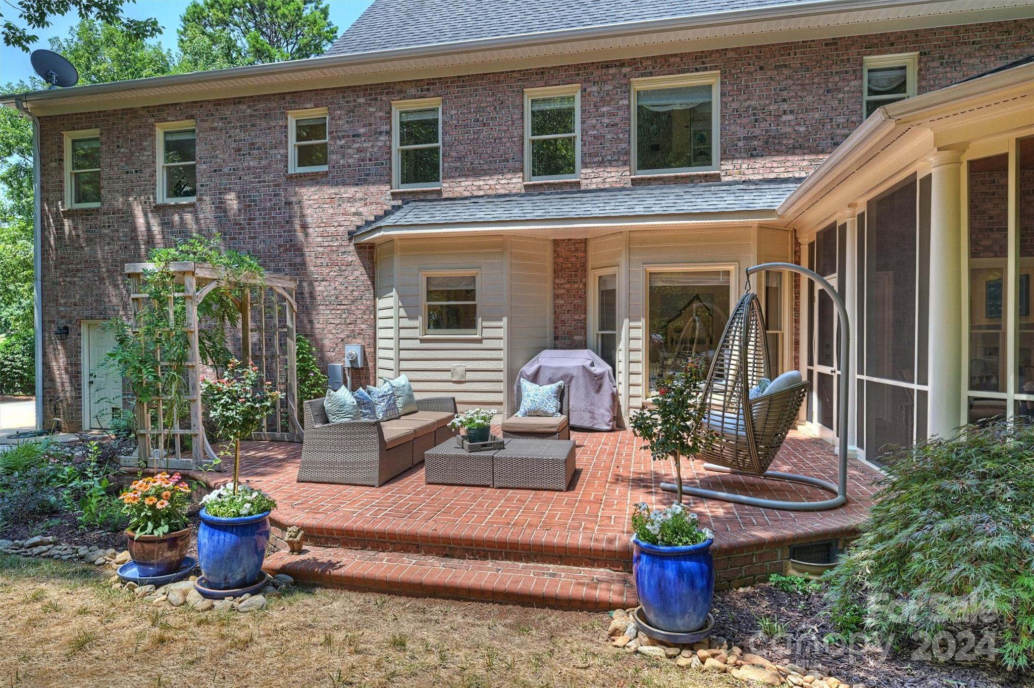 18808 Maplecroft Lake Lane
