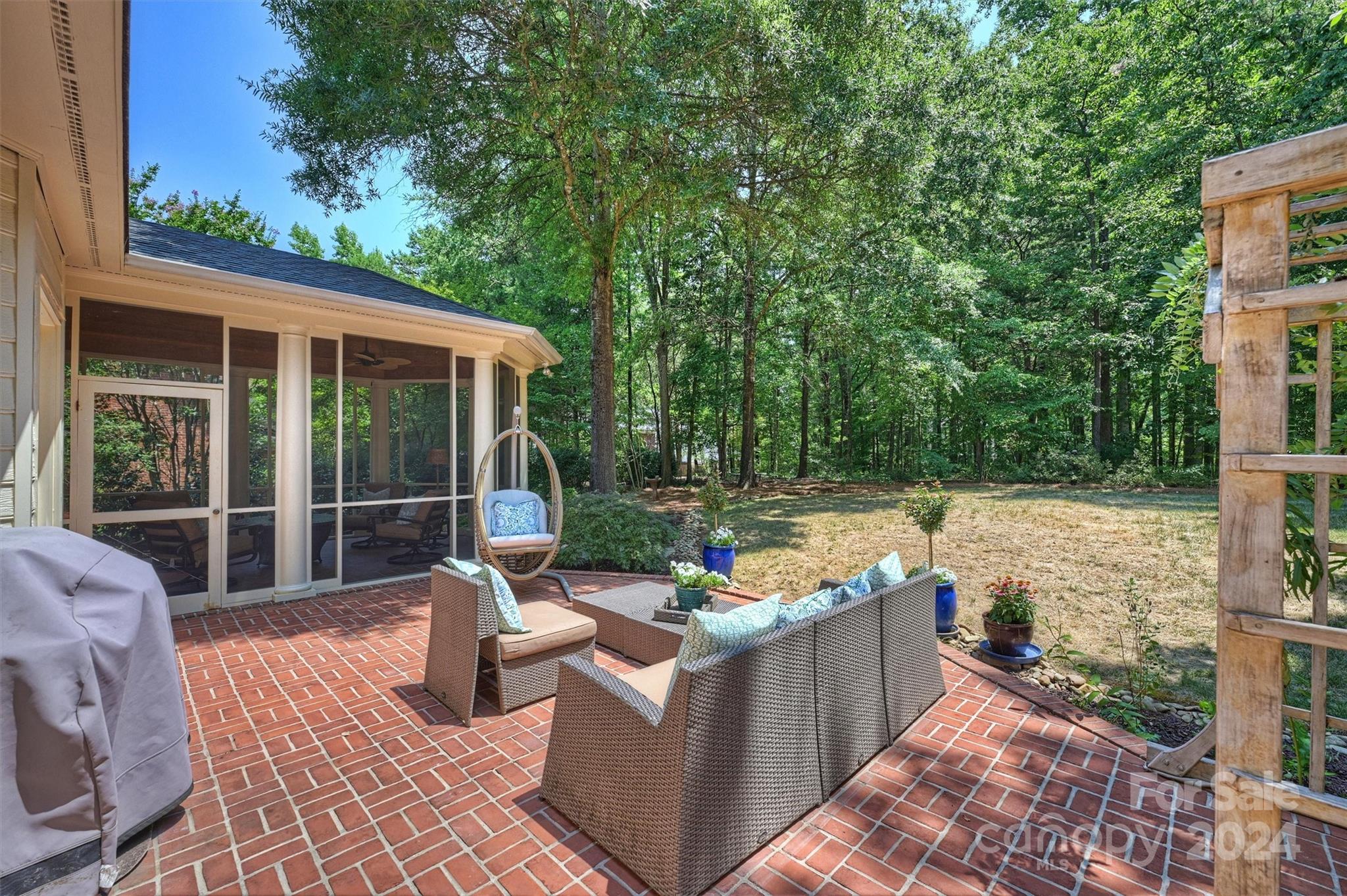 18808 Maplecroft Lake Lane