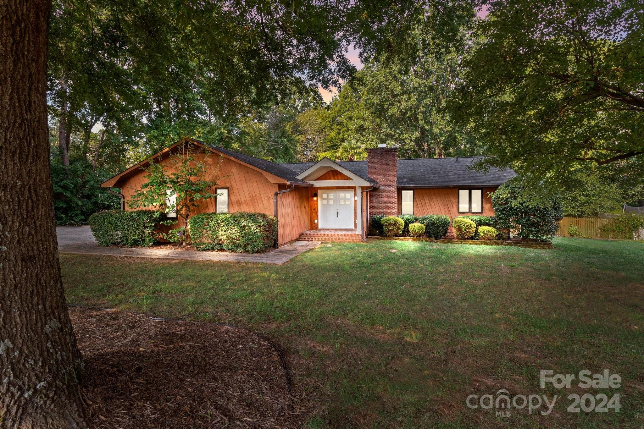 20919 Norman Shores Drive