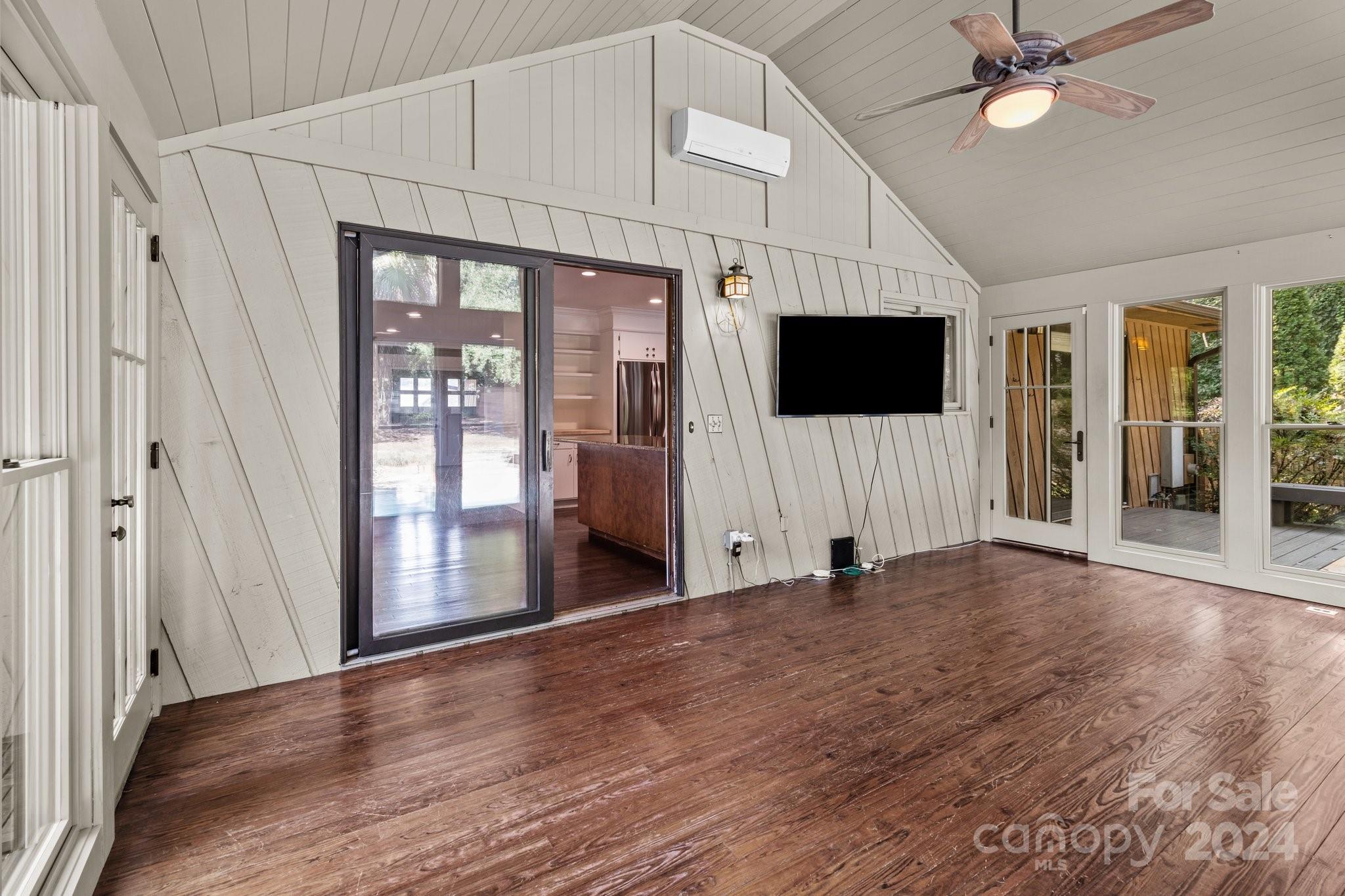 20919 Norman Shores Drive