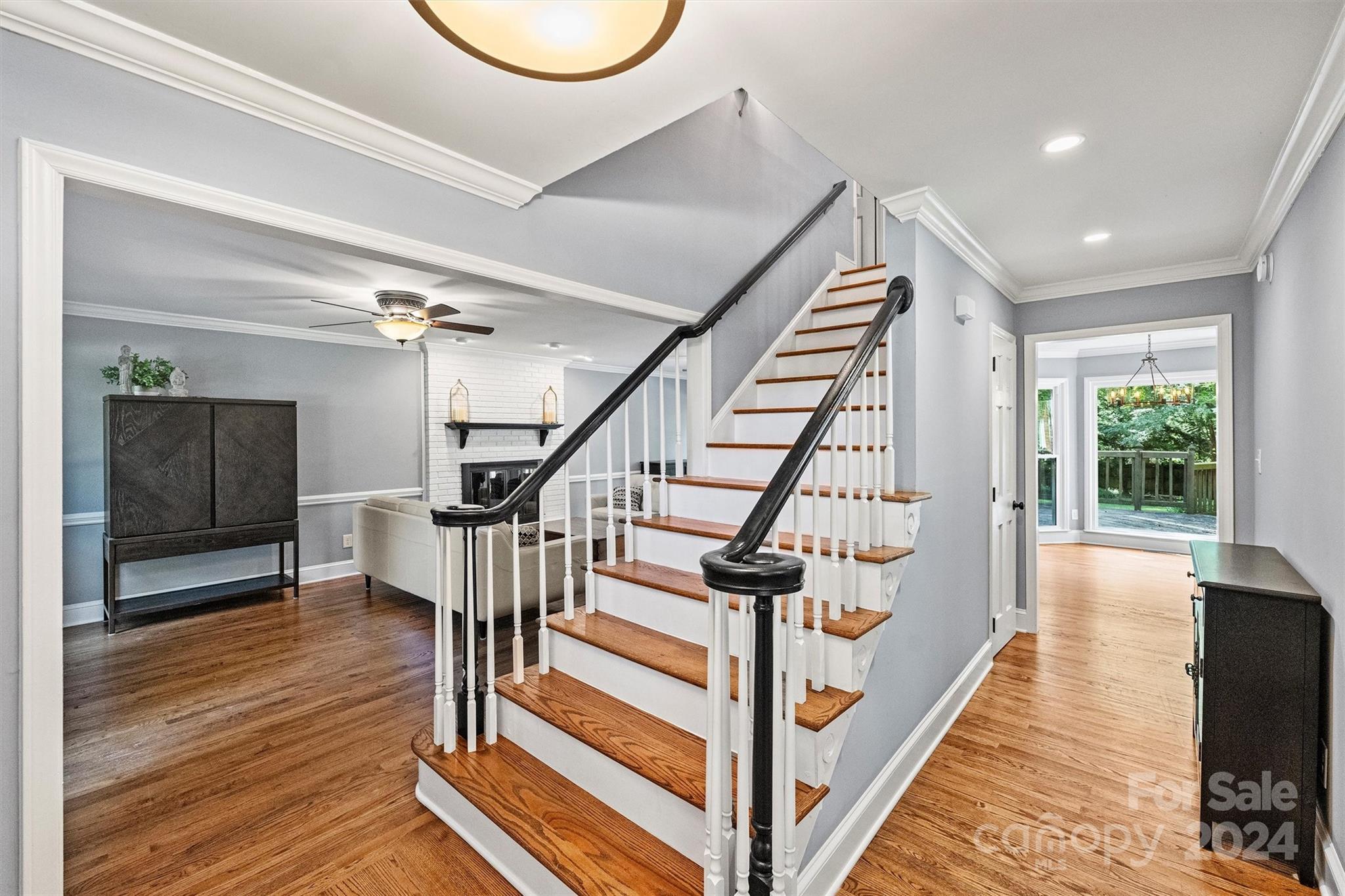 12032 Shady Oak Court