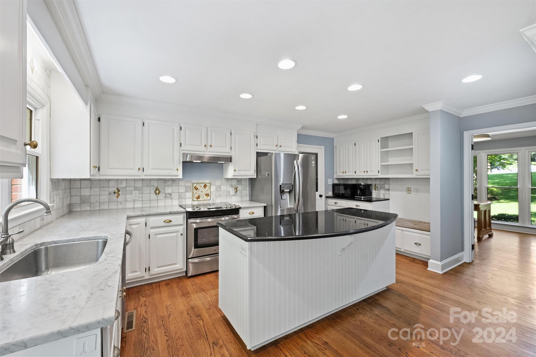 12032 Shady Oak Court