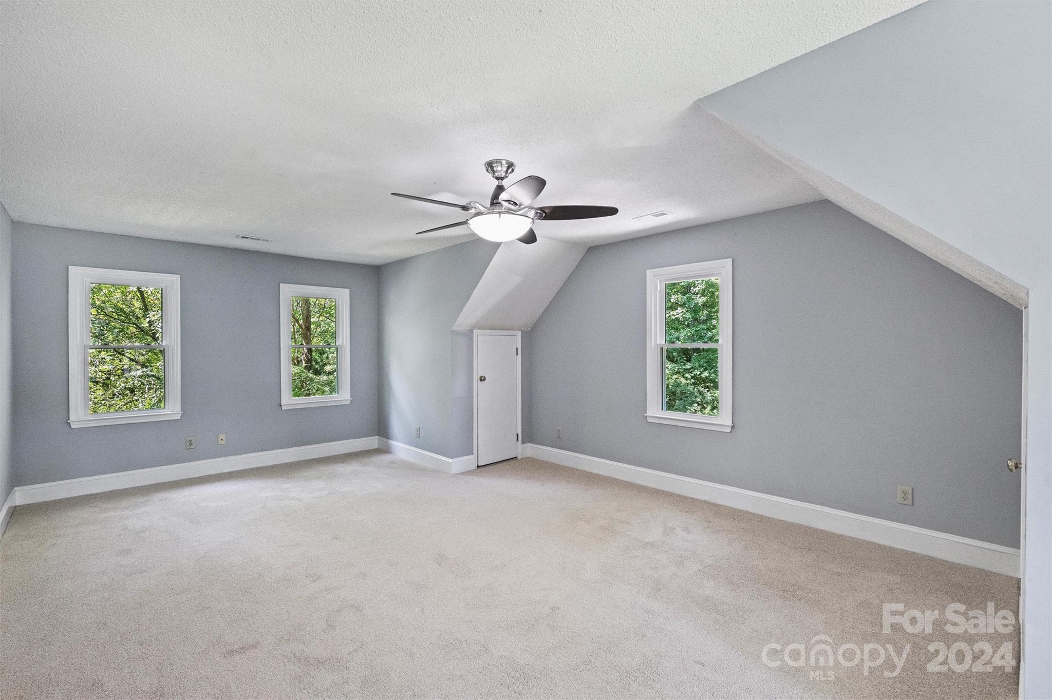 12032 Shady Oak Court