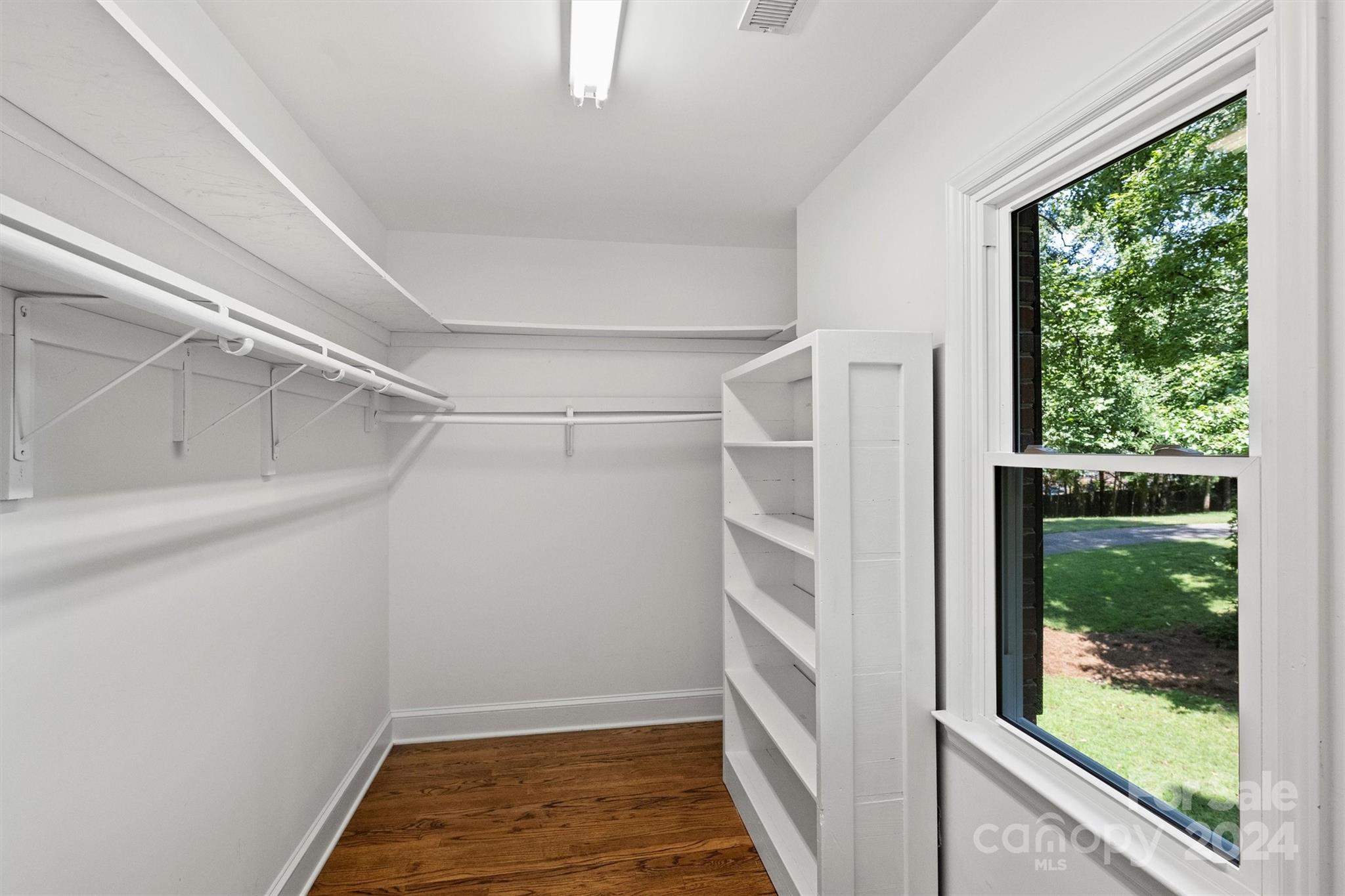 12032 Shady Oak Court
