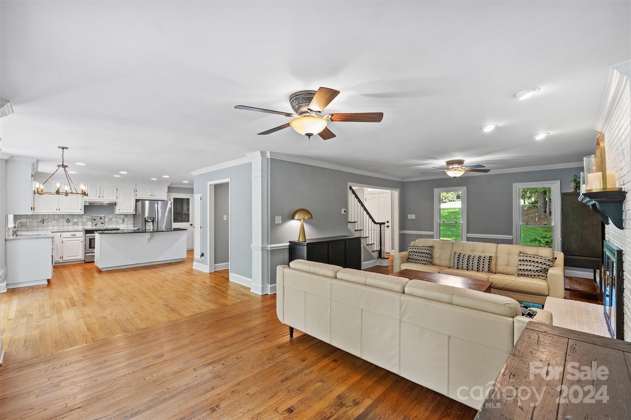 12032 Shady Oak Court