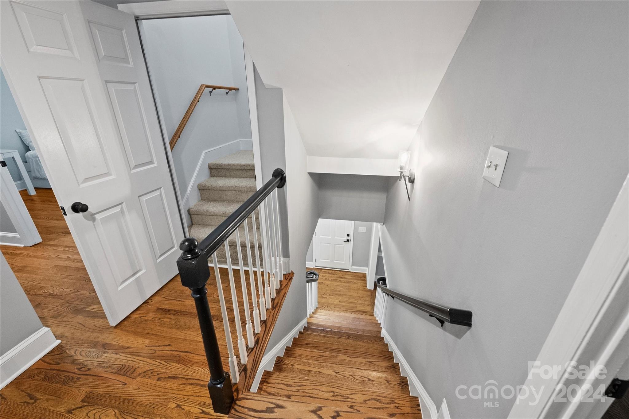12032 Shady Oak Court