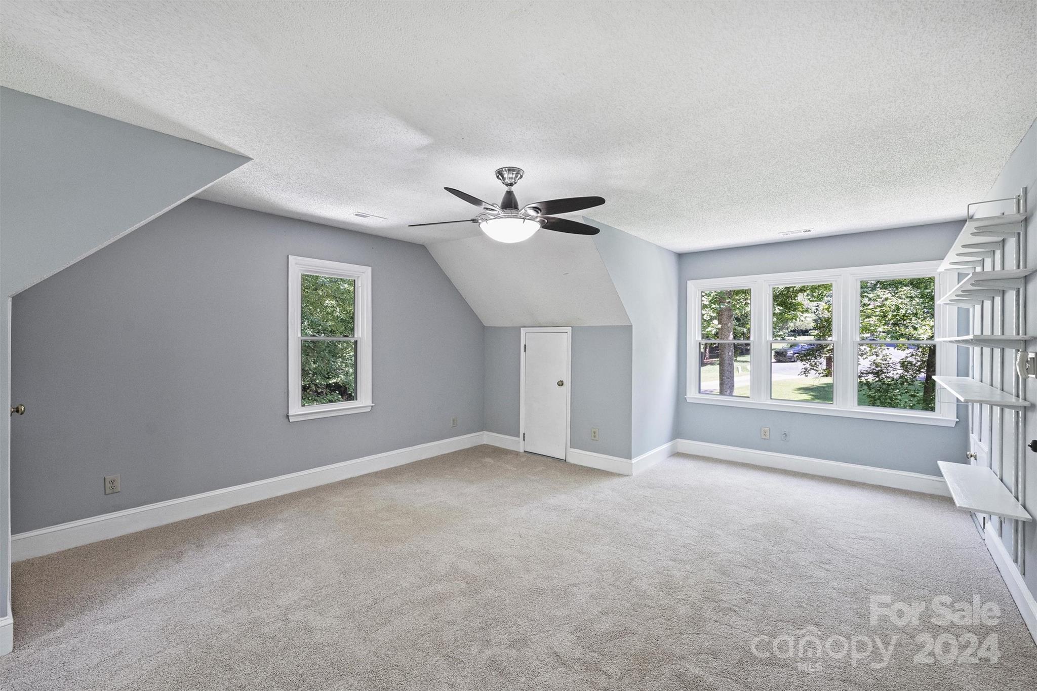12032 Shady Oak Court
