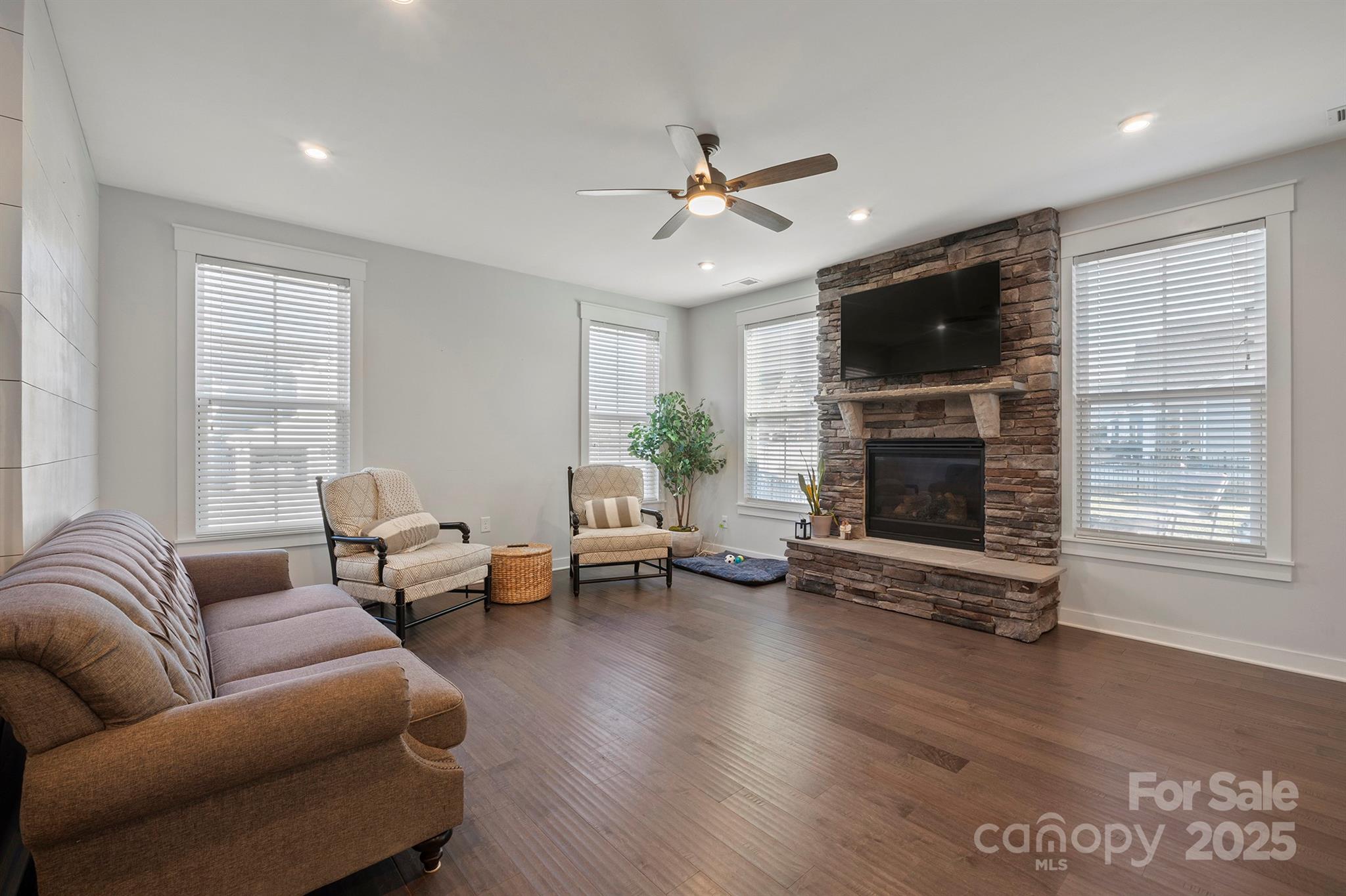 10103 Andres Duany Drive