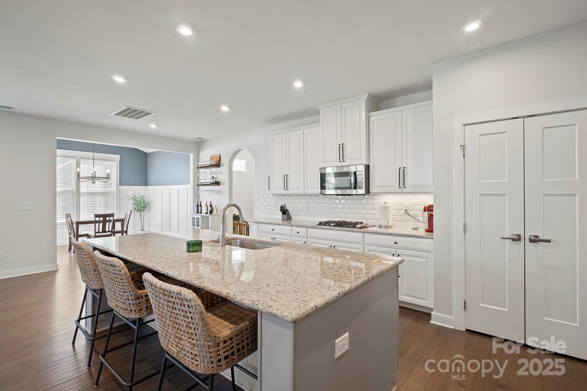 10103 Andres Duany Drive