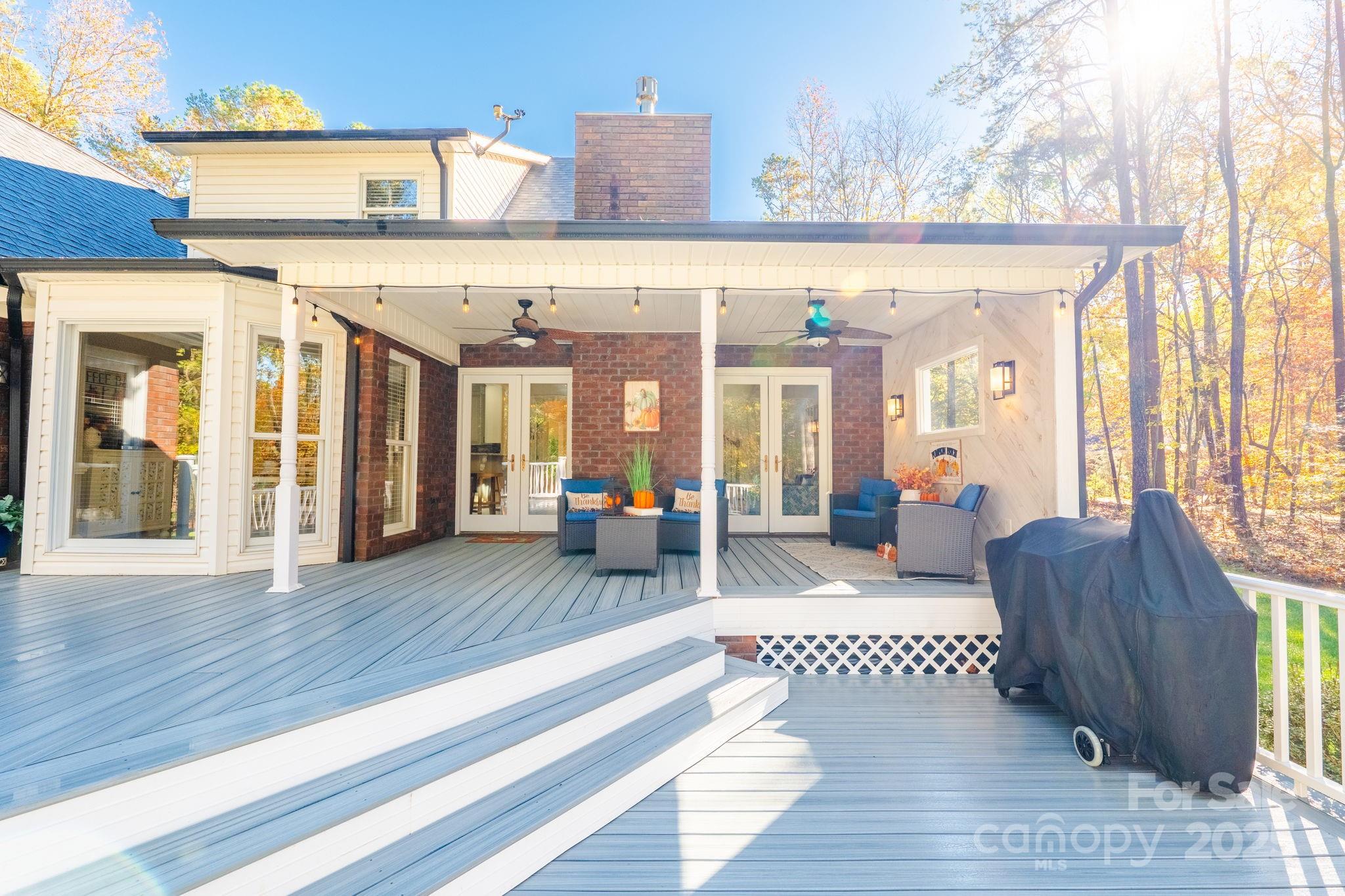 10032 Hunters Trace Drive