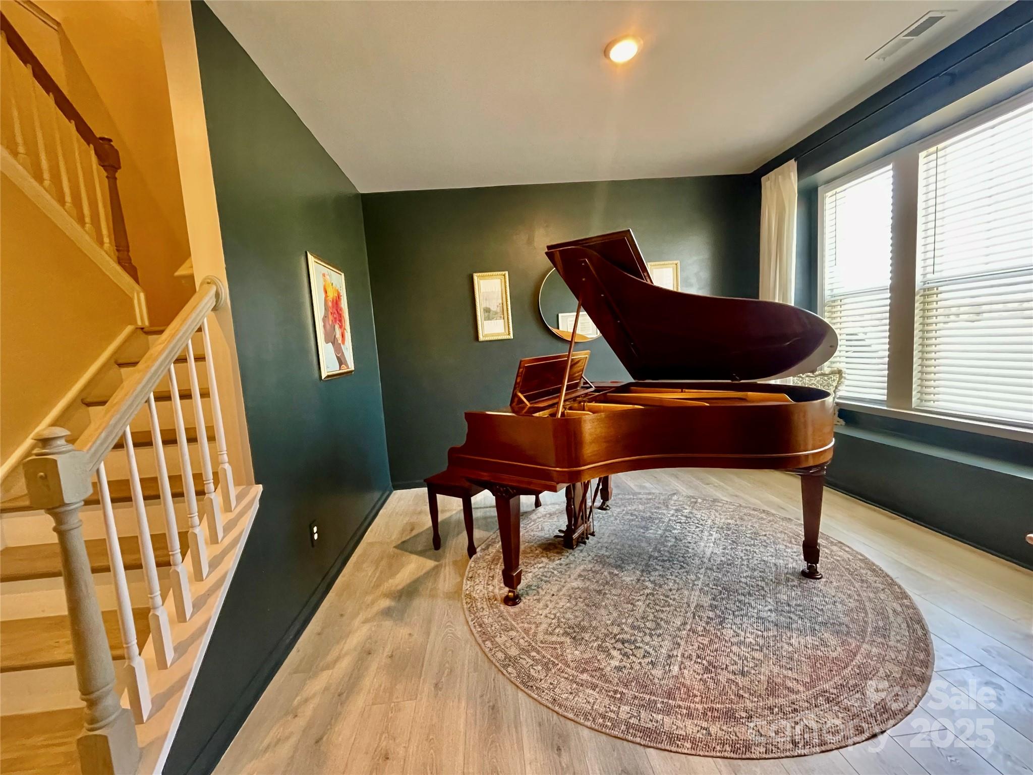 278 W Waterlynn Road