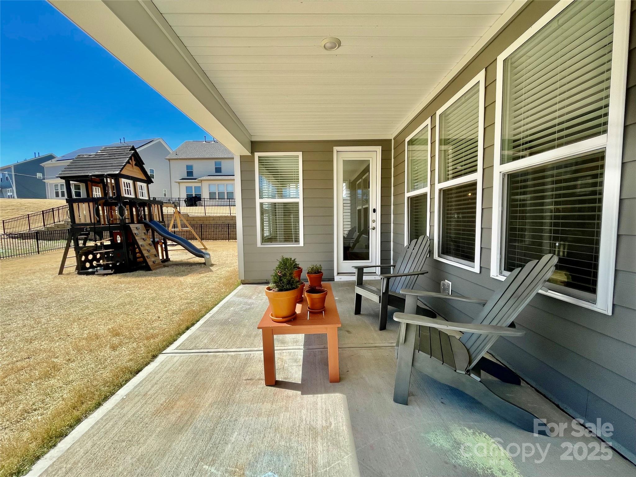 278 W Waterlynn Road