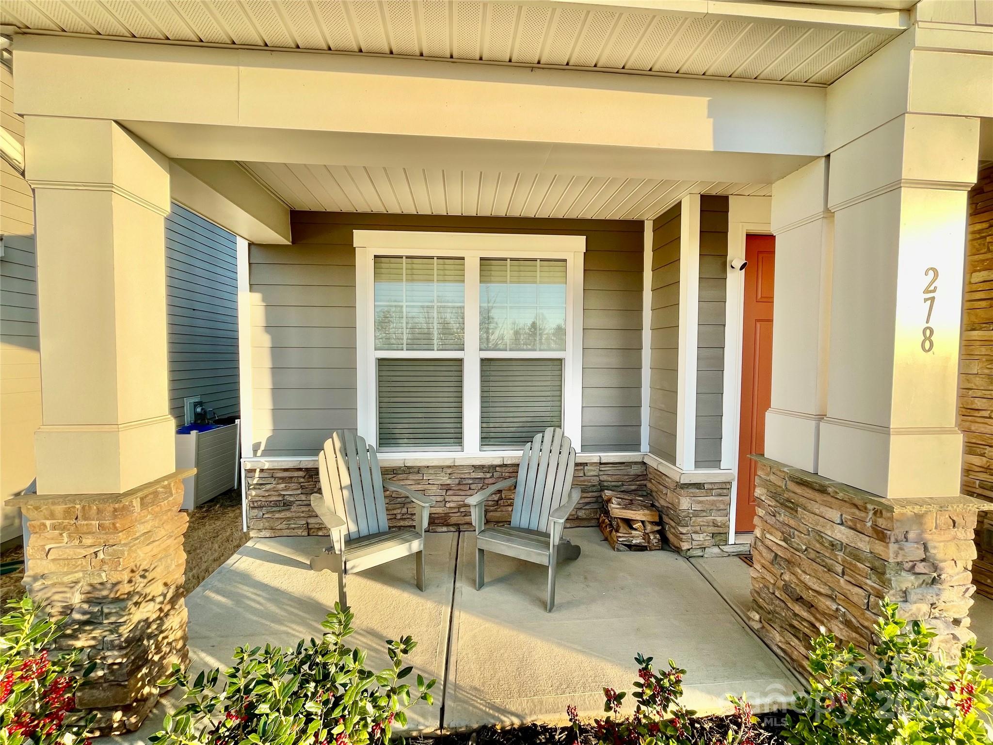 278 W Waterlynn Road