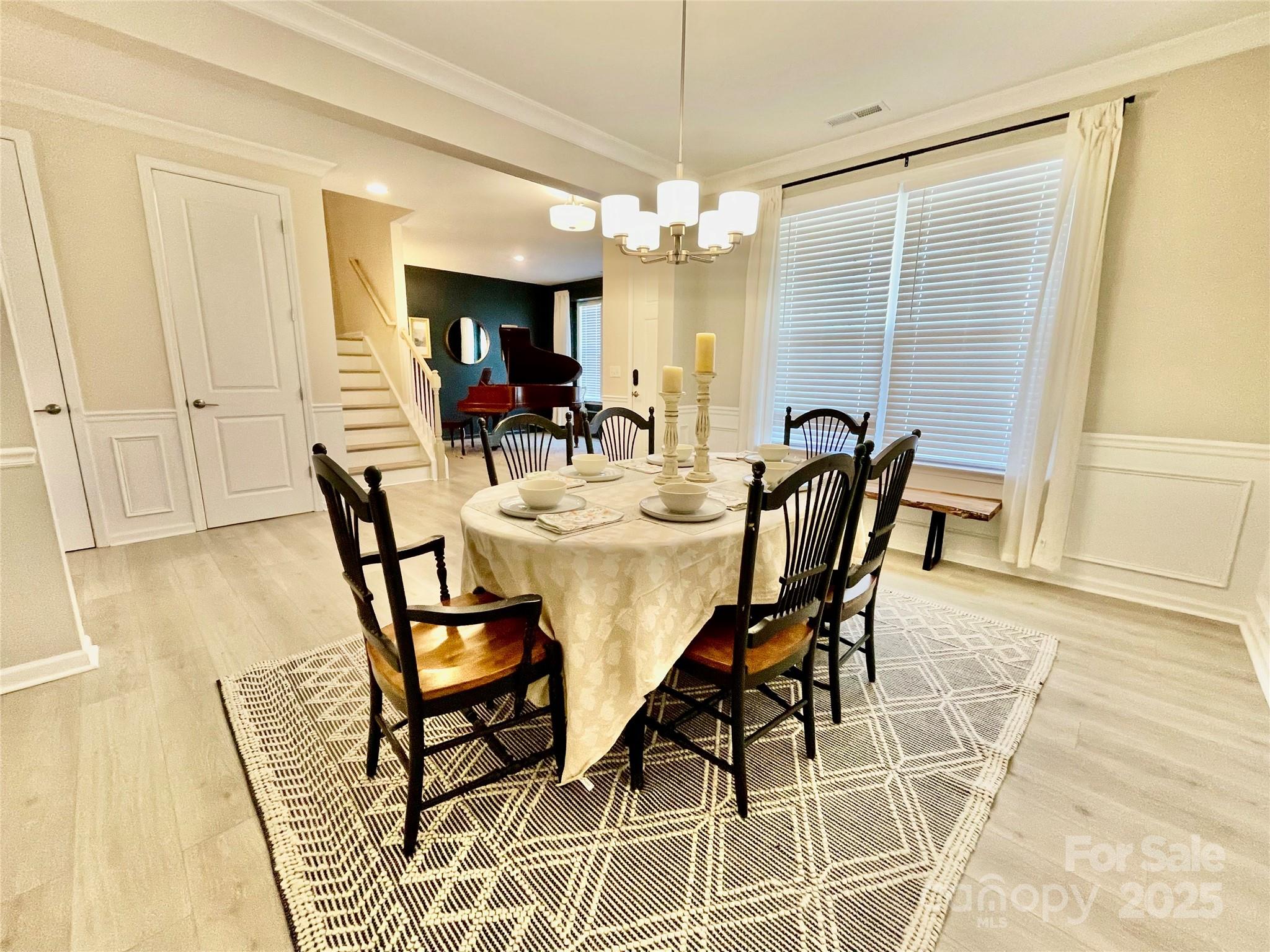278 W Waterlynn Road