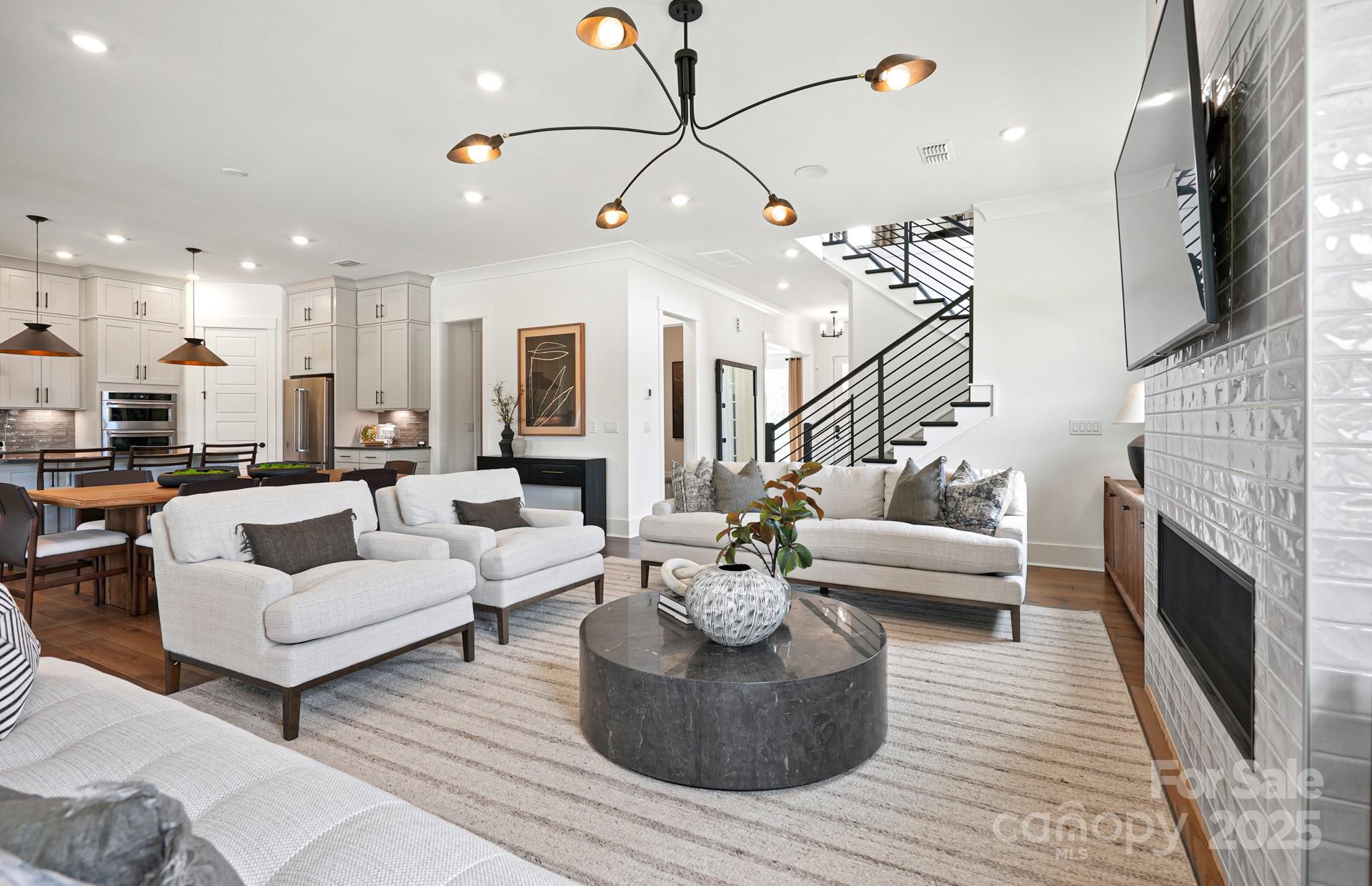 14012 Camden Close Circle Unit: 35
