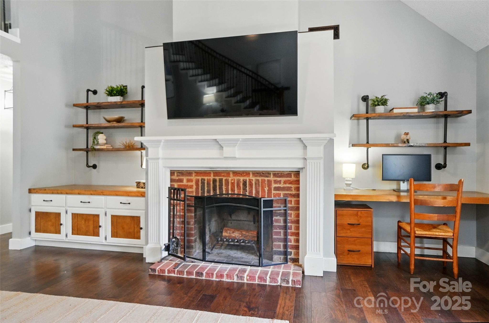 8501 Flanagan Court