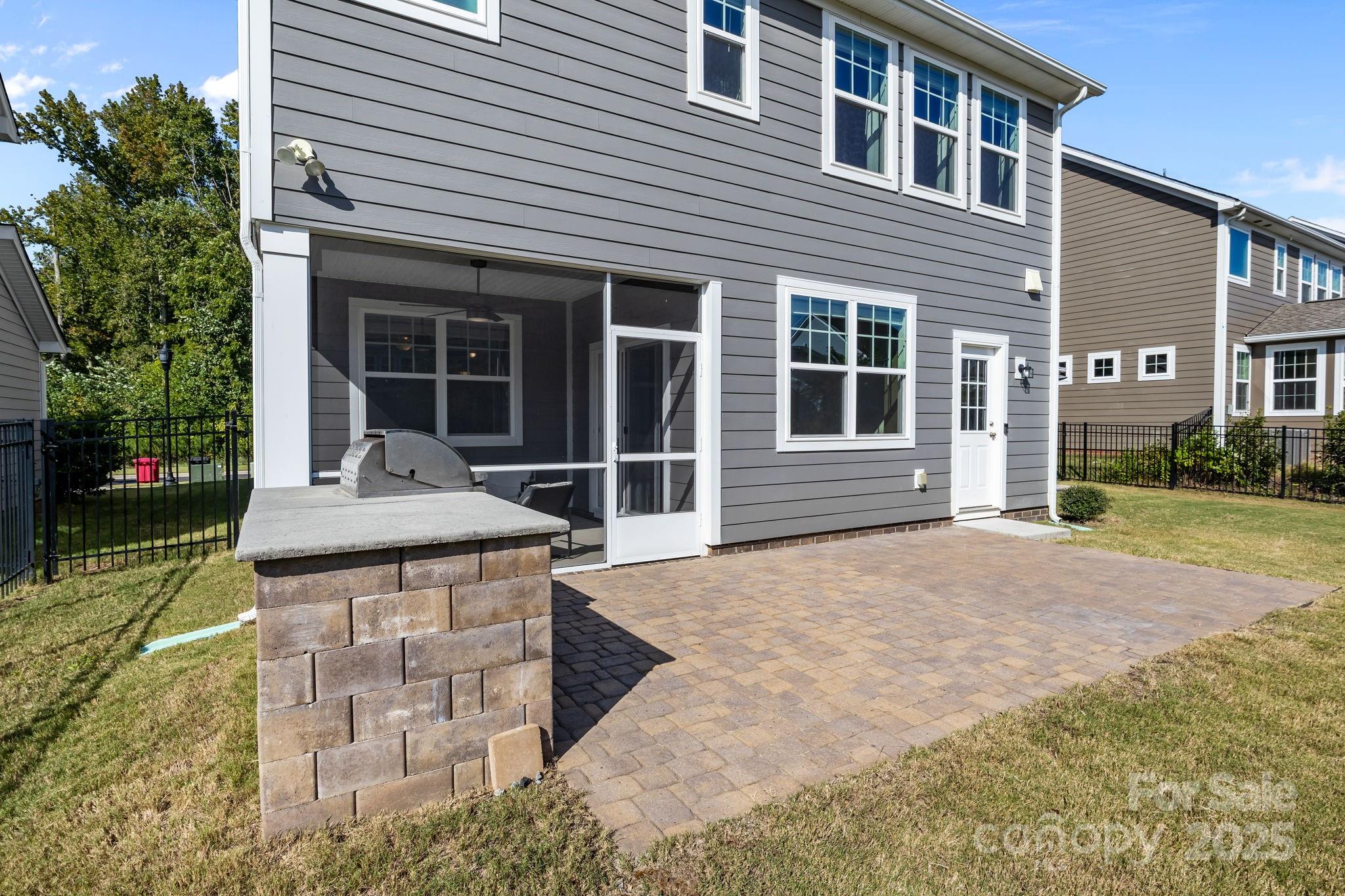 12020 Westbranch Parkway