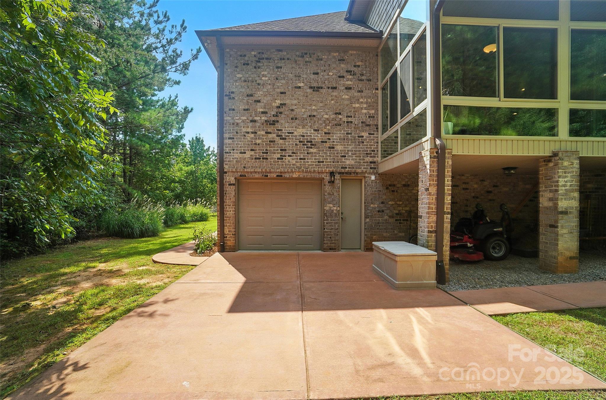 10606 Williams Road