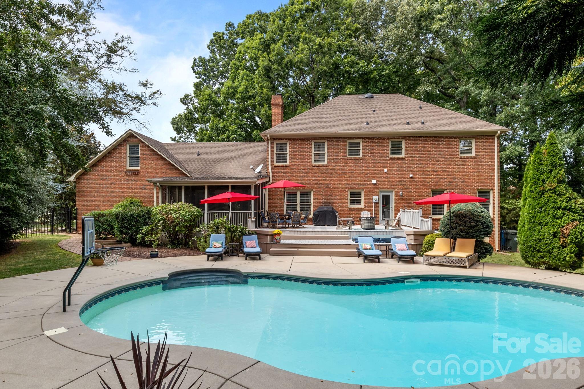 21316 Sandy Shore Lane