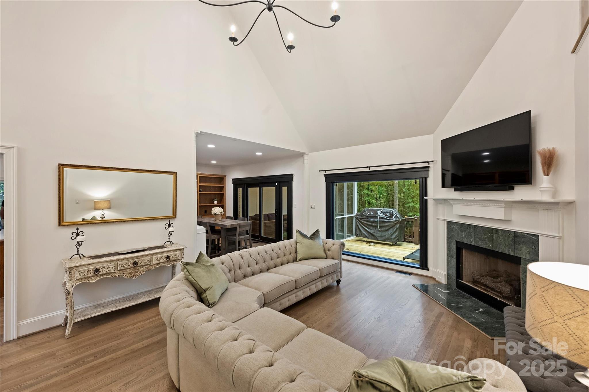 13428 Scanlan Way