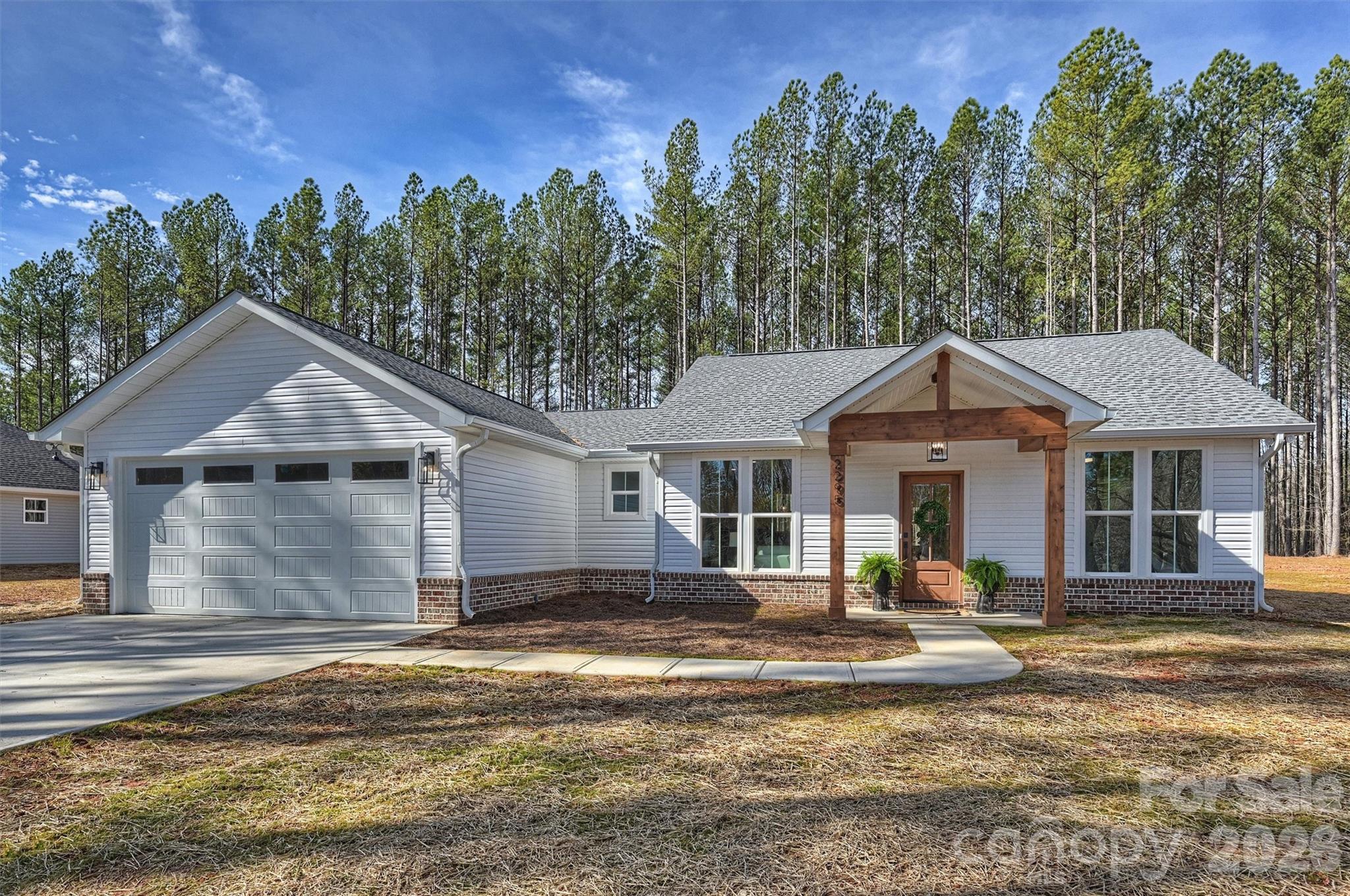 2295 Lee Lawing Road