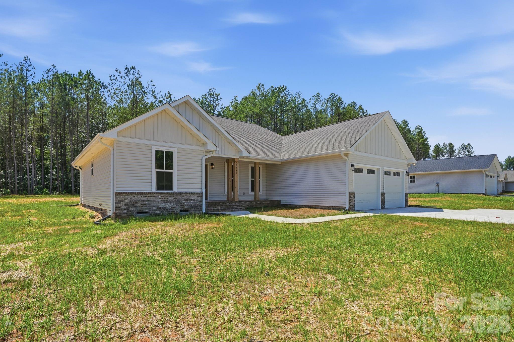 2271 Lee Lawing Road