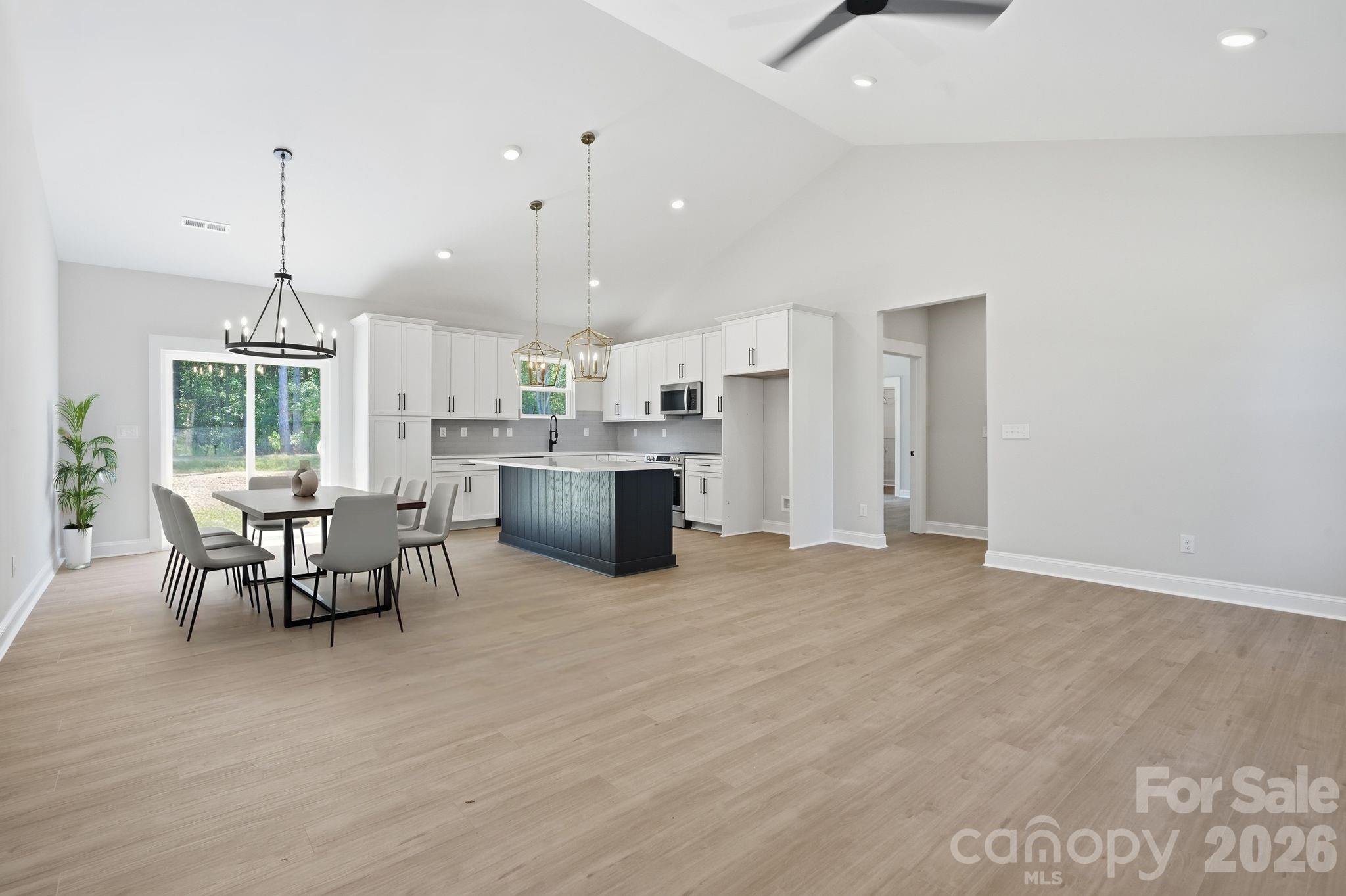 2271 Lee Lawing Road