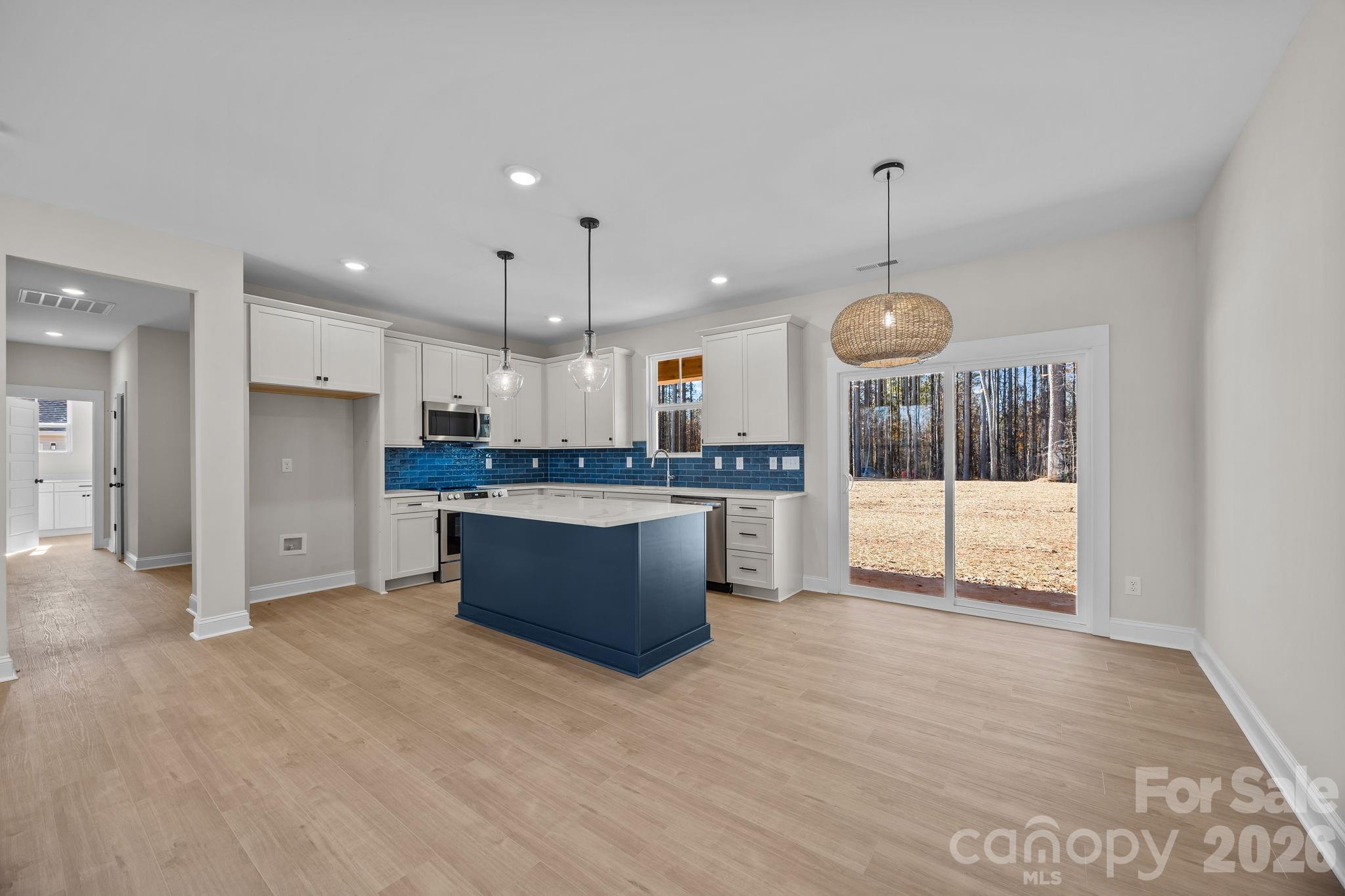 2319 Lee Lawing Road