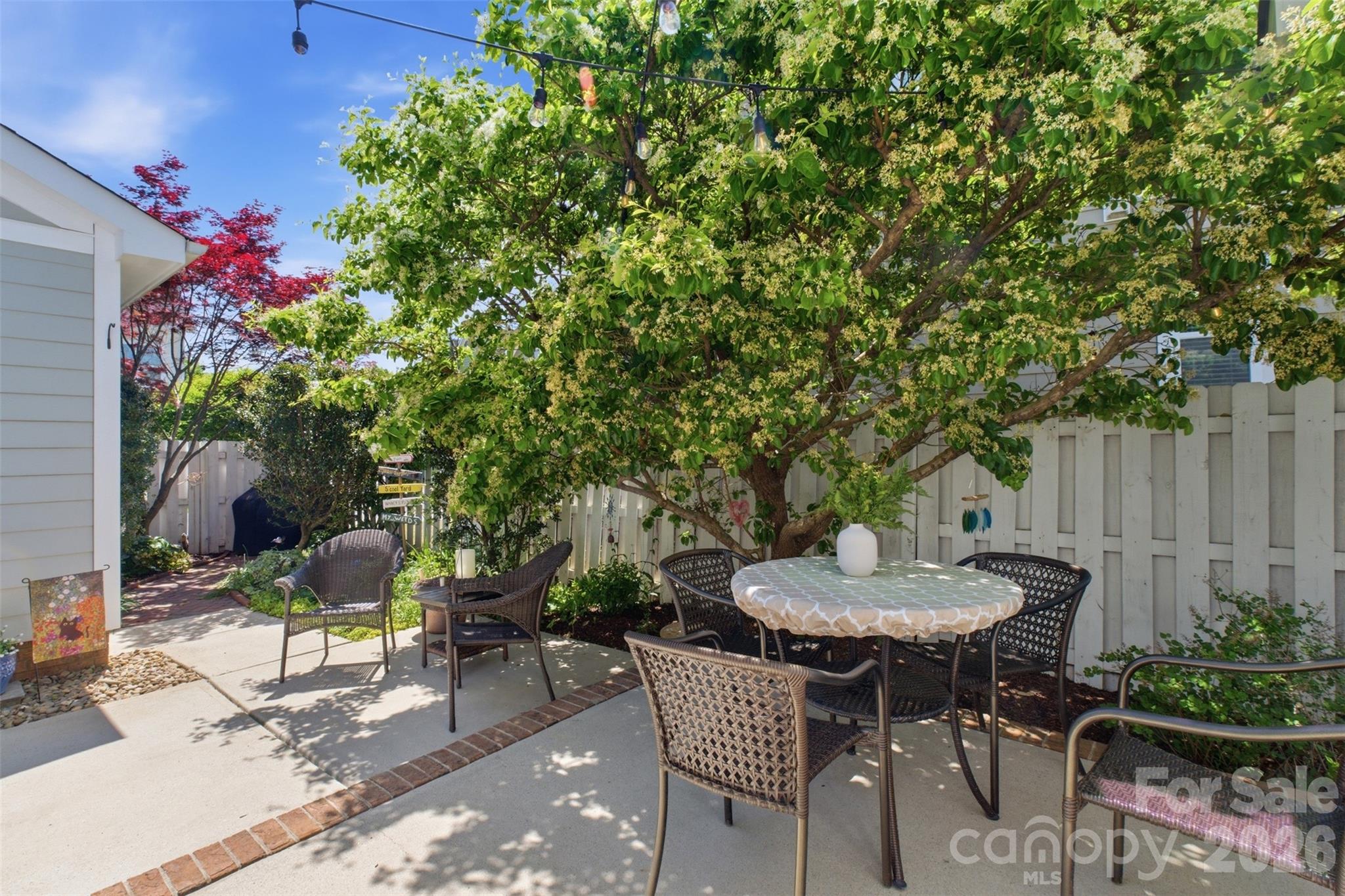 22237 Market Street