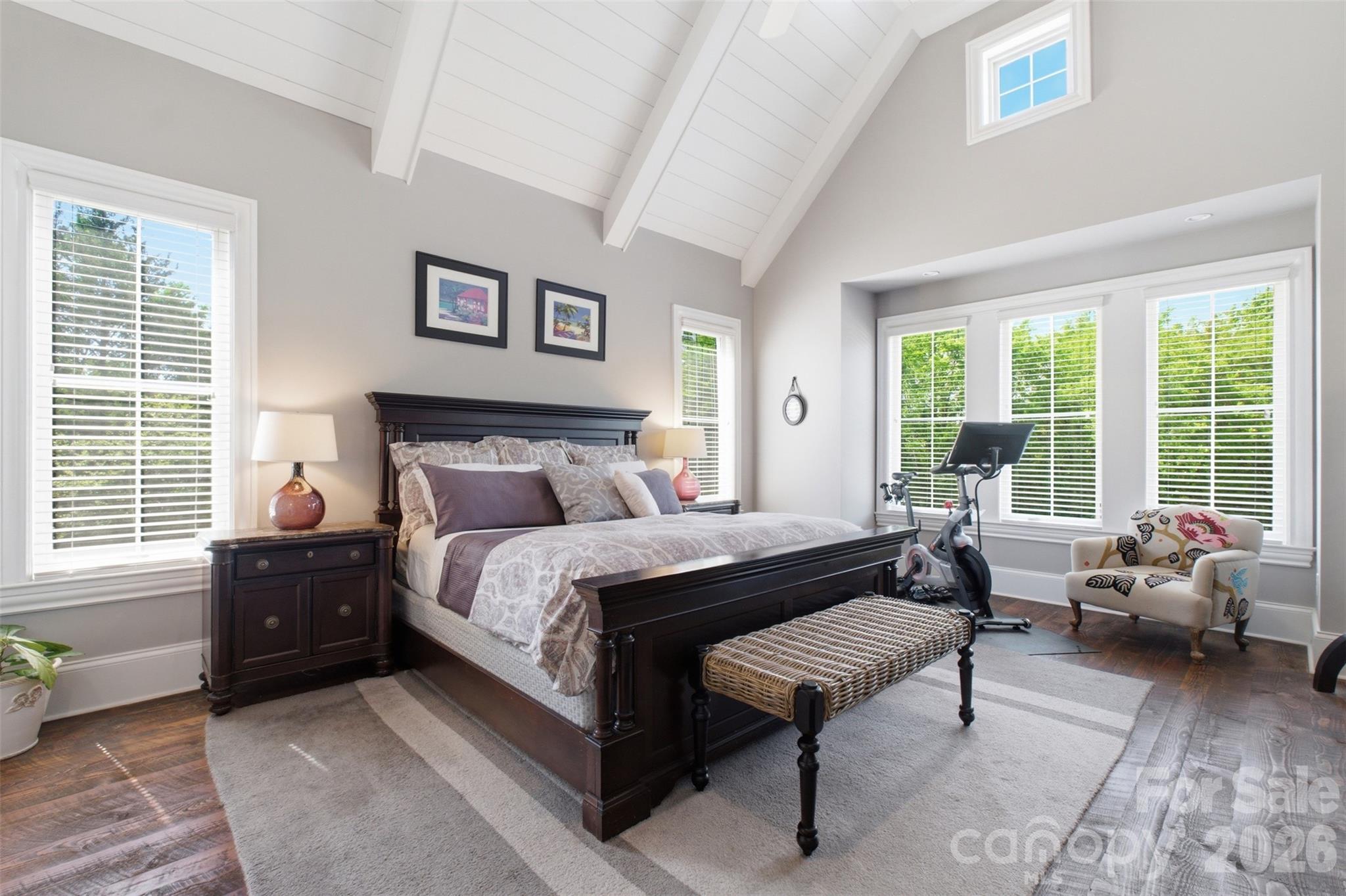 425 Bridlepath Trail