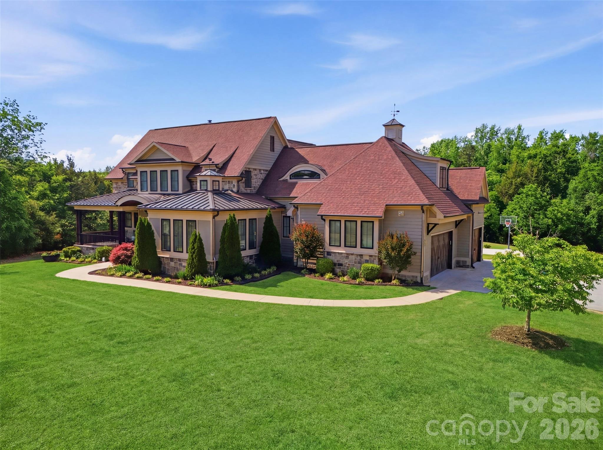 425 Bridlepath Trail