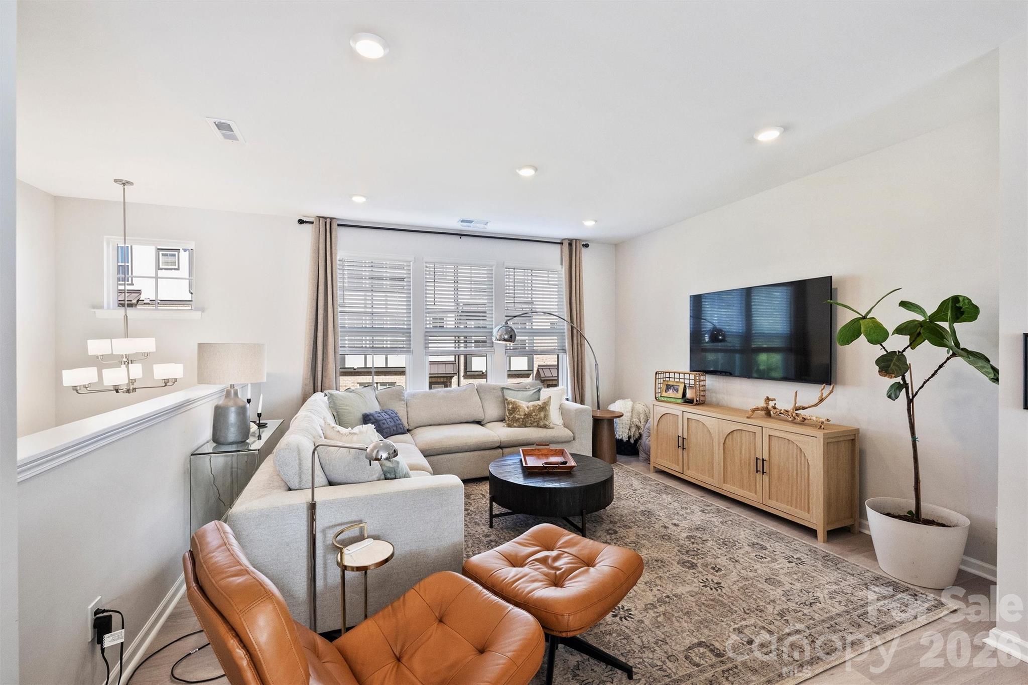 912 Mary Max Drive