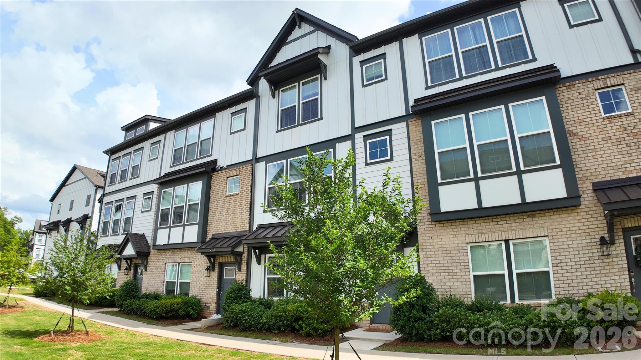 912 Mary Max Drive