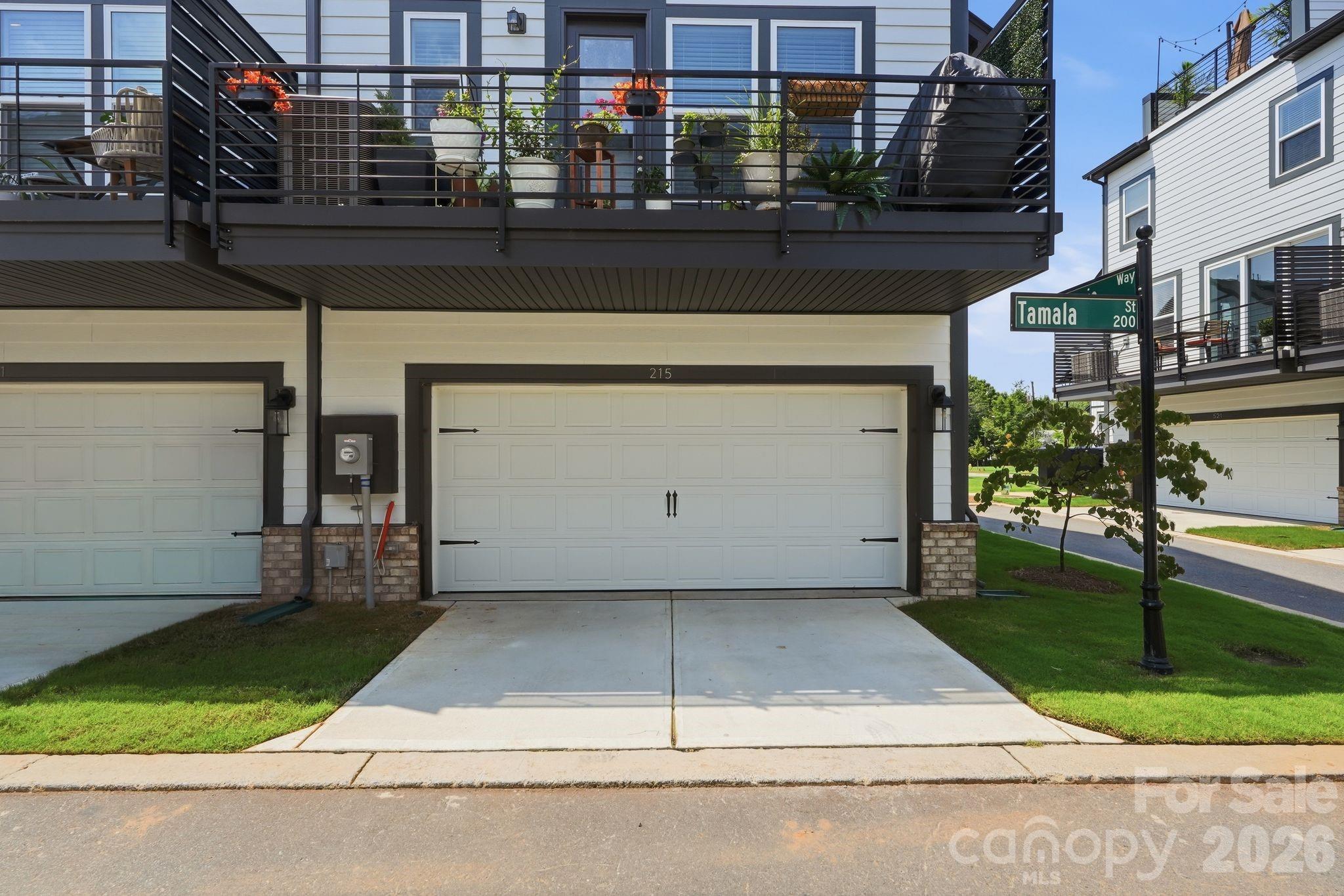 215 Tamala Street