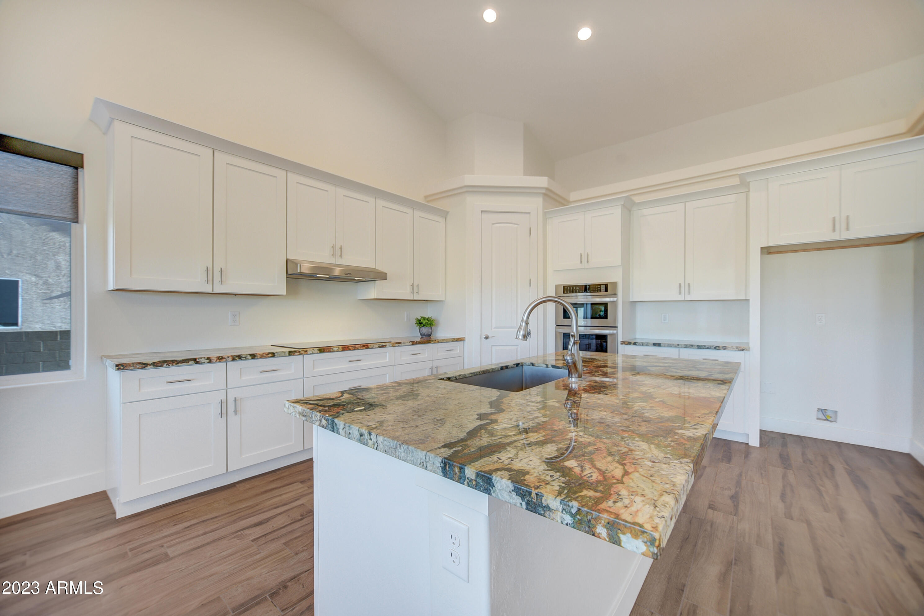 27290 N DAYBREAK Trail