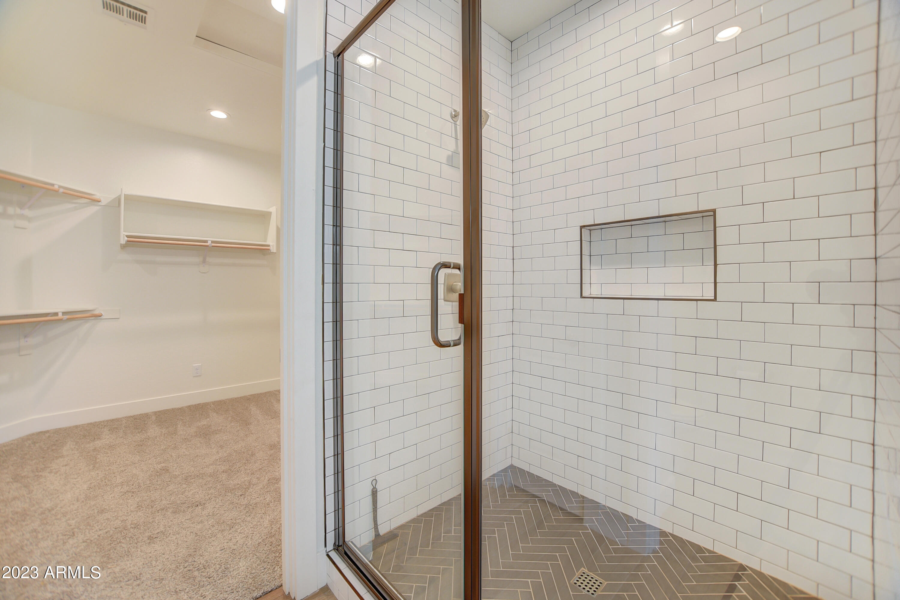 27290 N DAYBREAK Trail