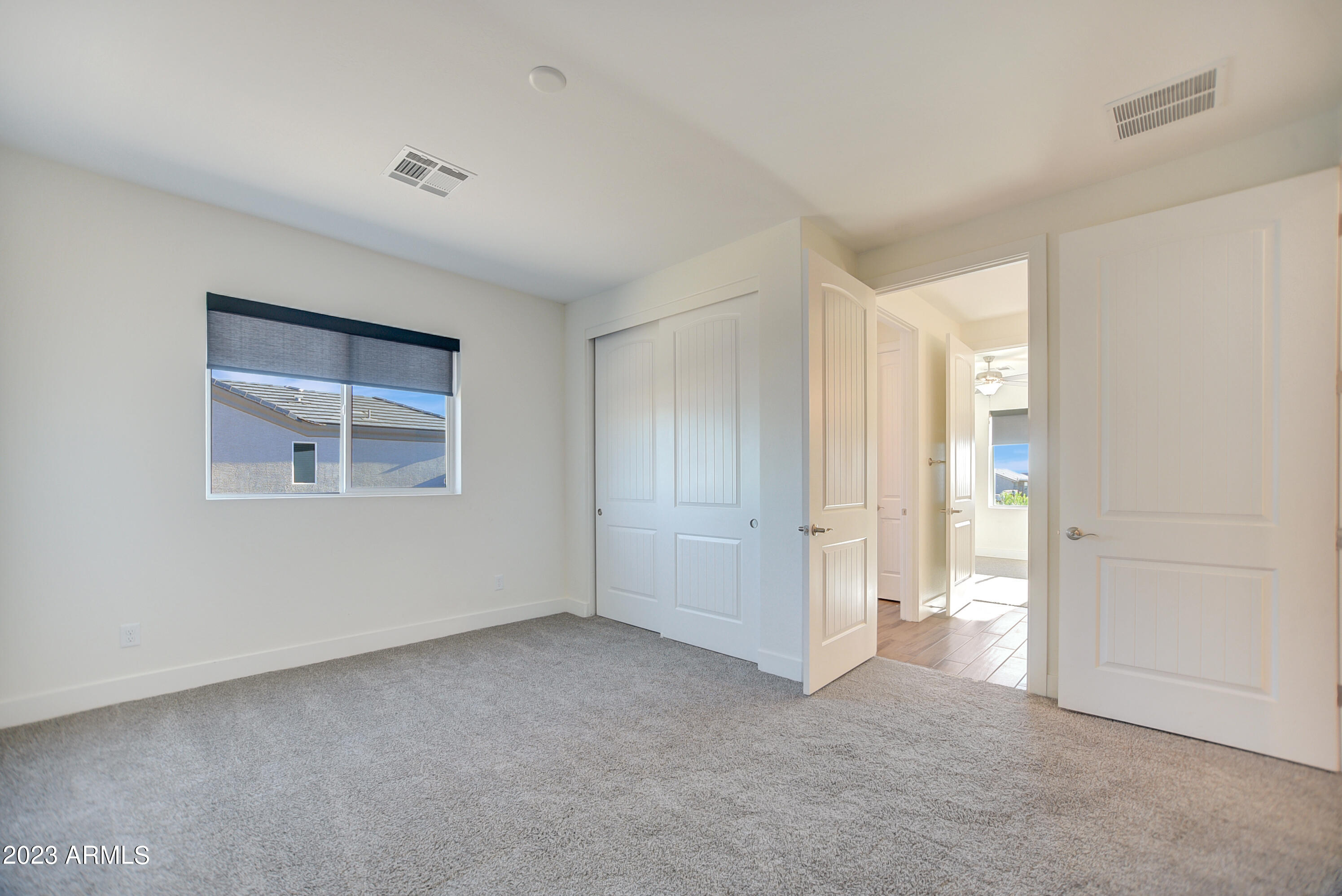 27290 N DAYBREAK Trail