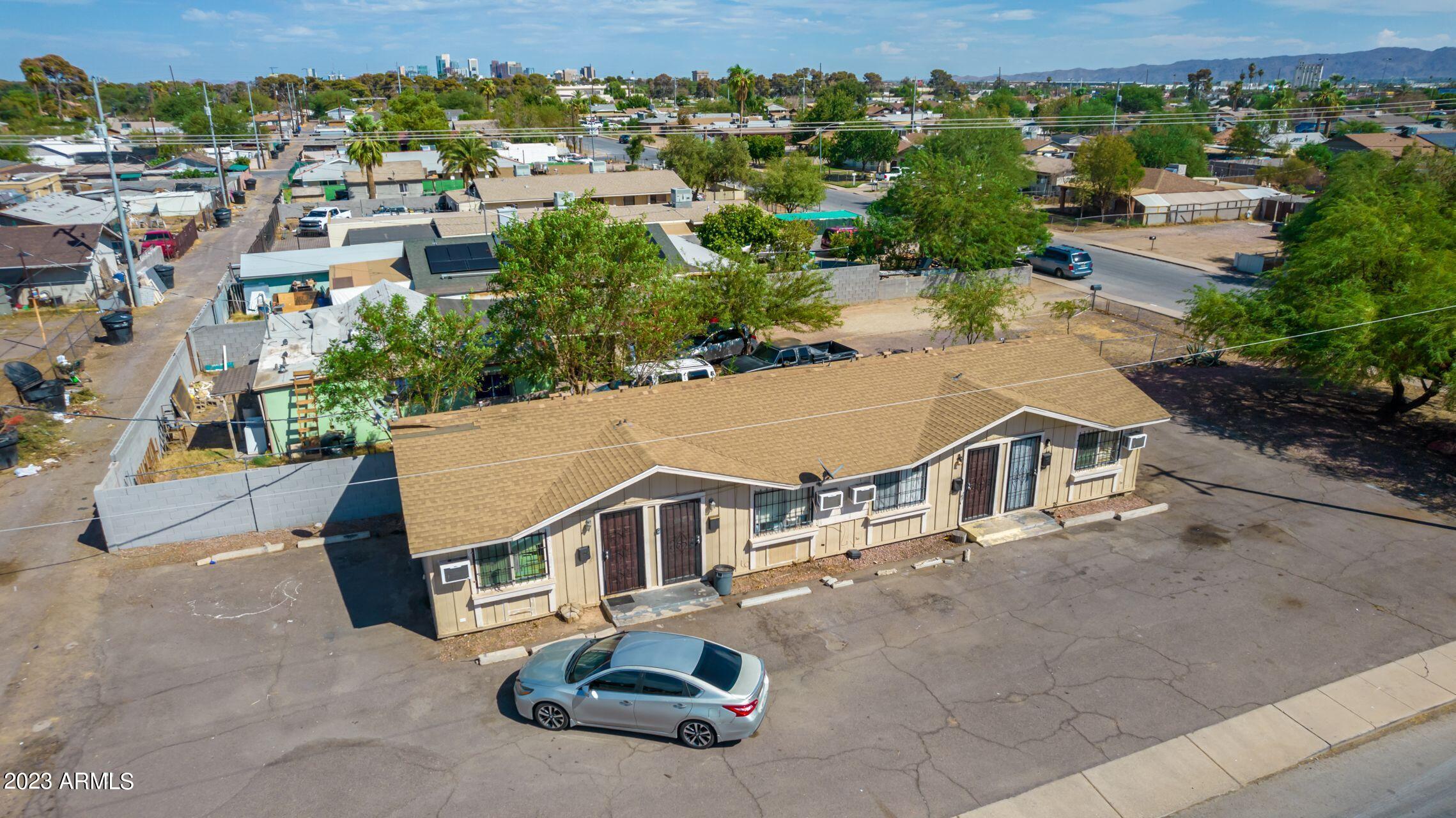 2850 W PIERCE Street
