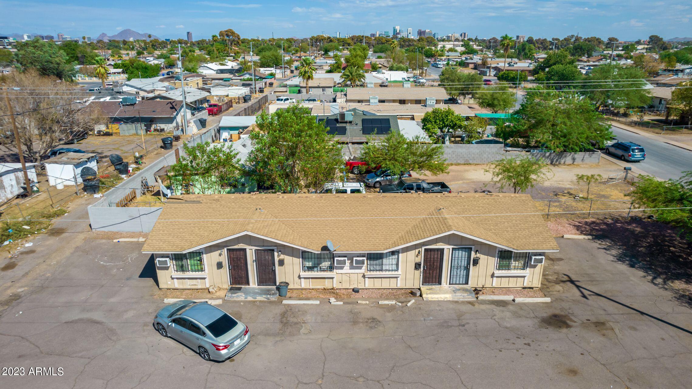 2850 W PIERCE Street